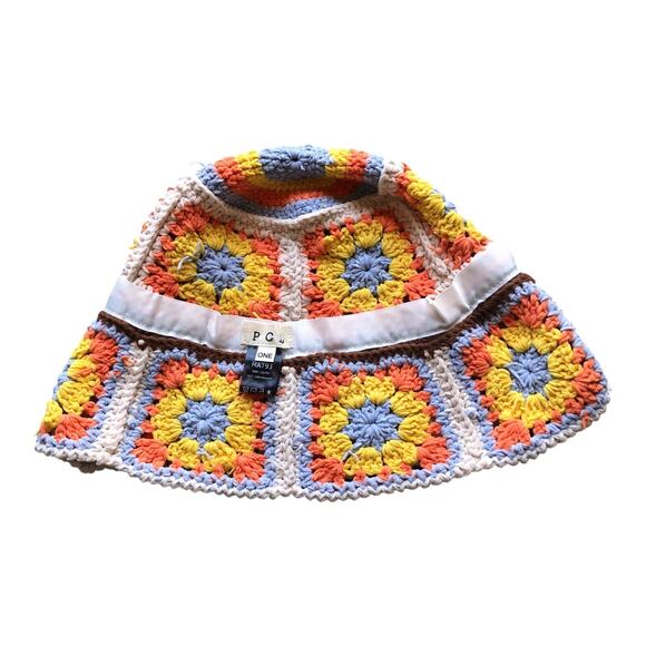 POL Crochet Granny Square Chenille Polyester Bucket Hat One Size NWOT - Picture 11 of 16